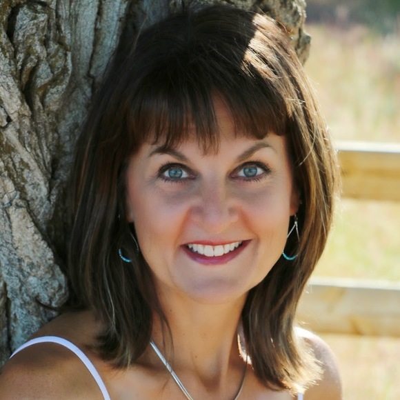 Meet your Posher, Stefanie - Picture 1 of 1